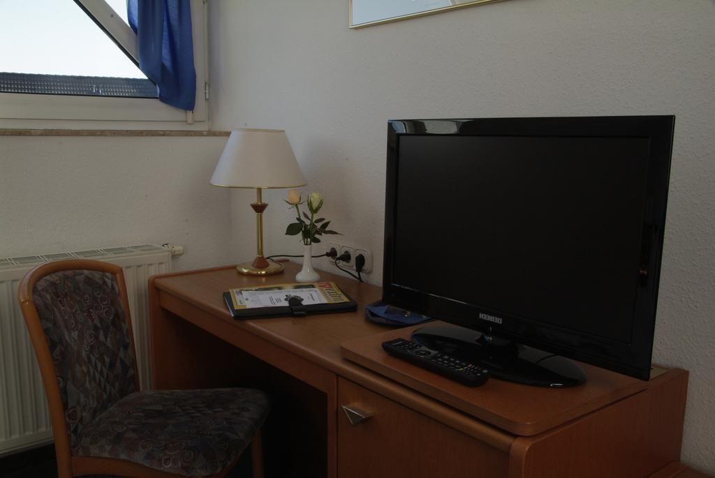 Am Rossplan Hotel Altenburg Room photo